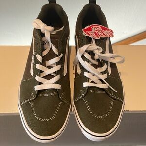 NWOB Olive Green Suede and Canvas Vans - Off The Wall